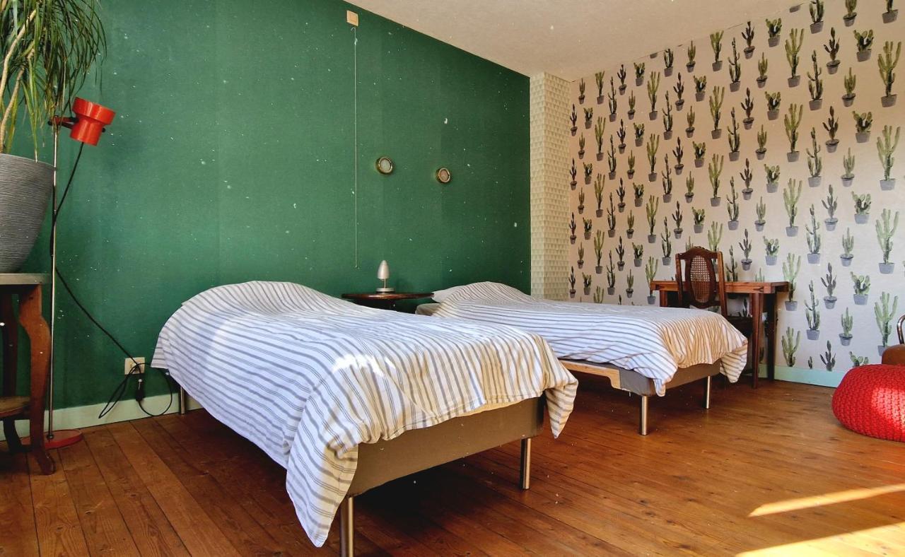 Vakantiewoning In Mol Centrum Met Eigen Bar "Casacuriosa" Экстерьер фото